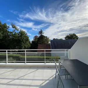 Apartment Superbe Terrasse, Proche De La